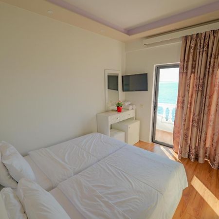 Hotel Iliria Sarande Ngoại thất bức ảnh