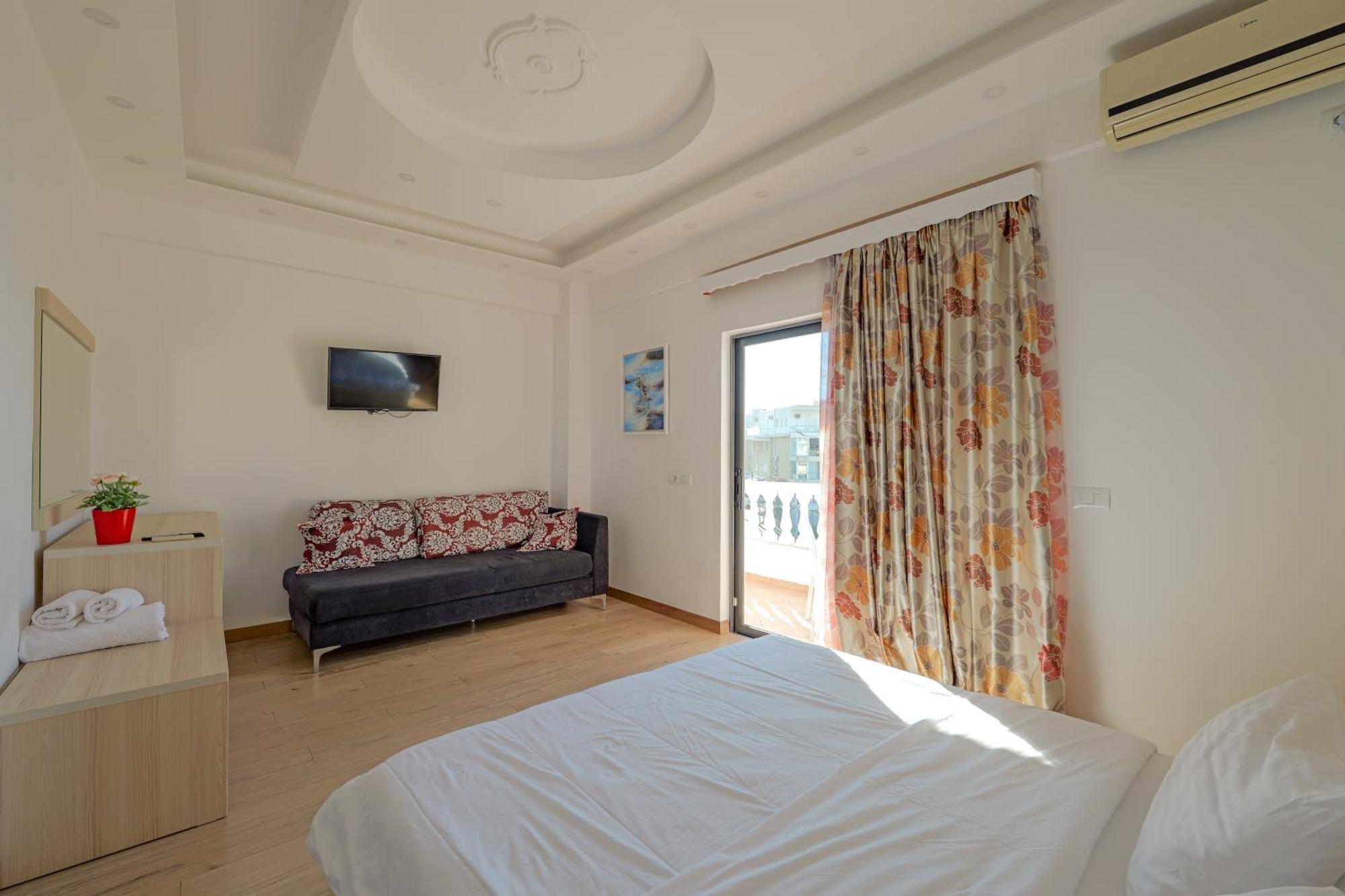 Hotel Iliria Sarande Ngoại thất bức ảnh