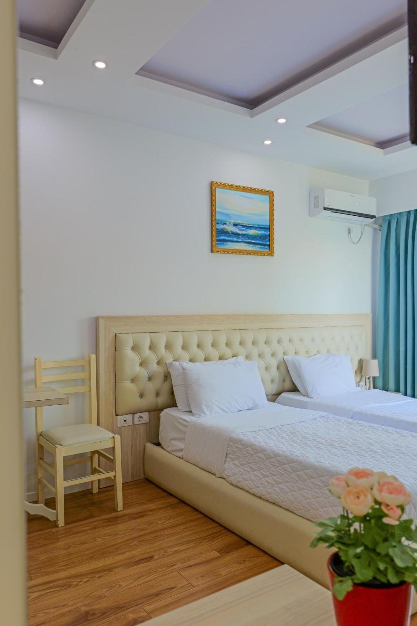Hotel Iliria Sarande Ngoại thất bức ảnh
