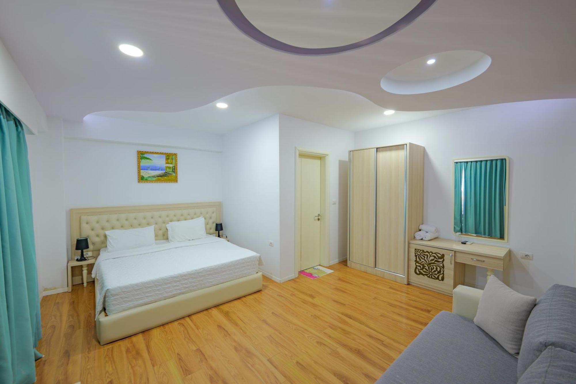 Hotel Iliria Sarande Ngoại thất bức ảnh