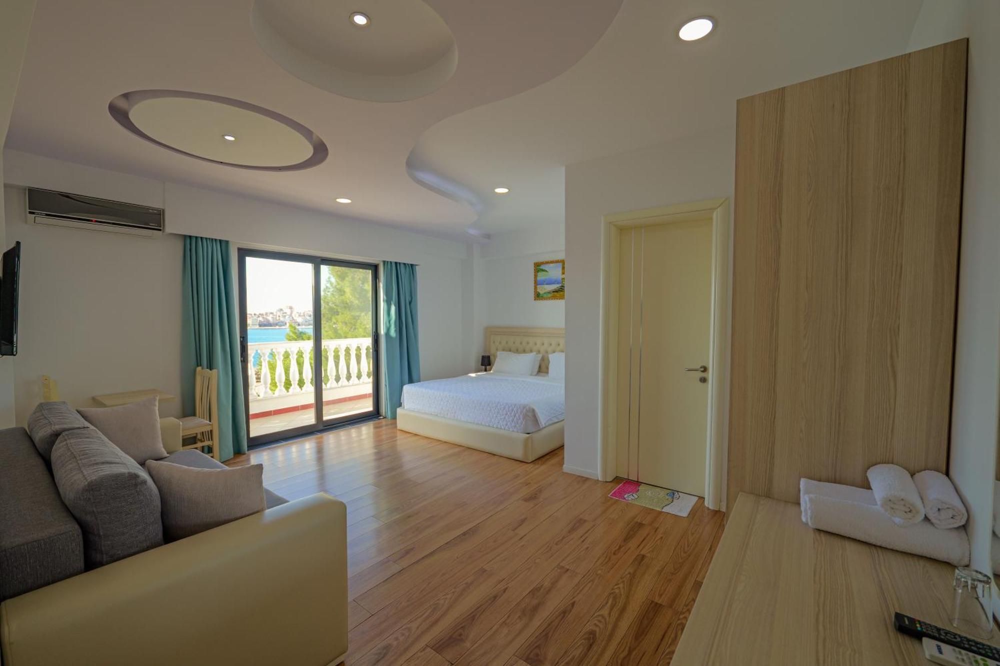 Hotel Iliria Sarande Ngoại thất bức ảnh