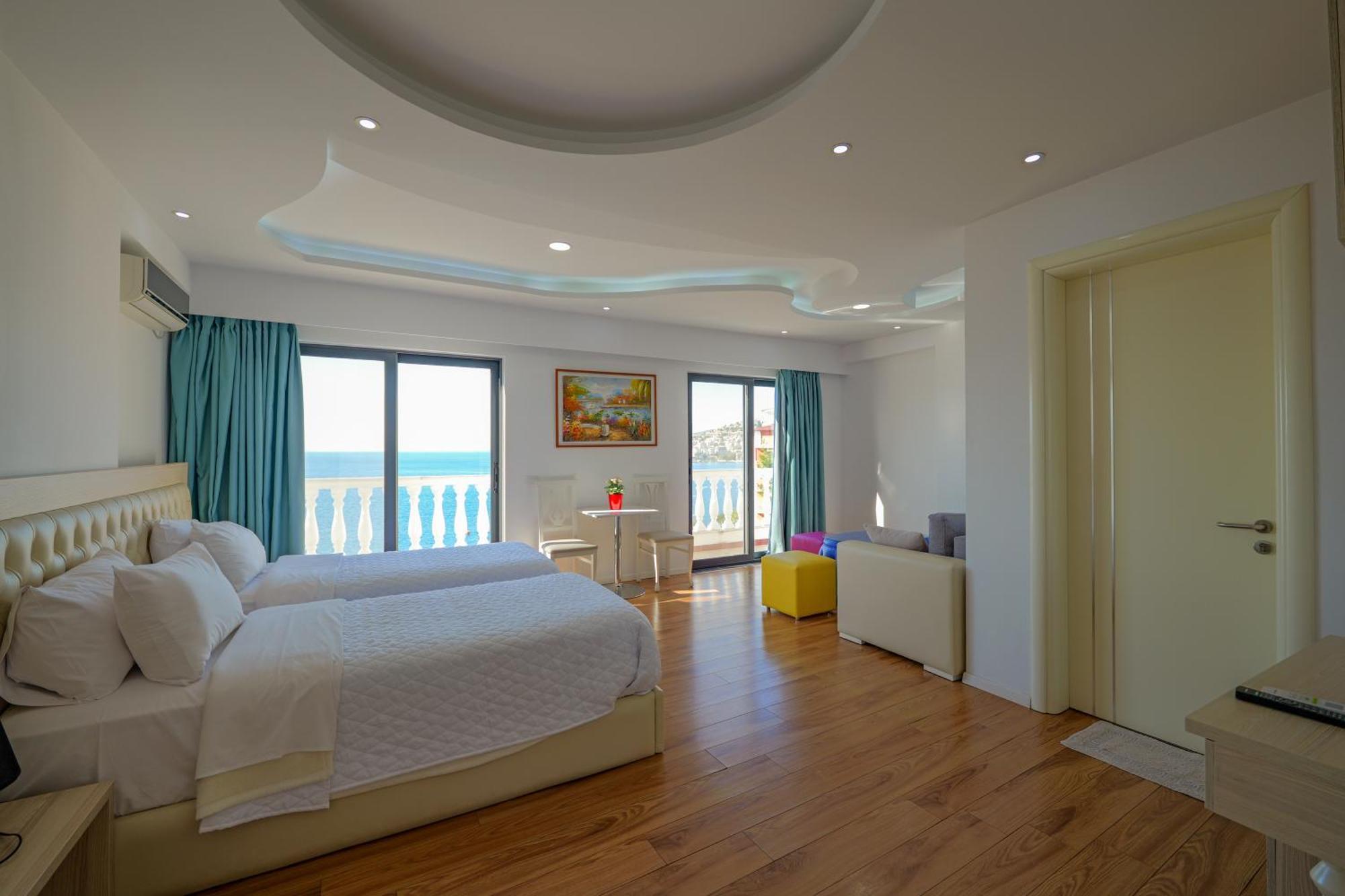 Hotel Iliria Sarande Ngoại thất bức ảnh