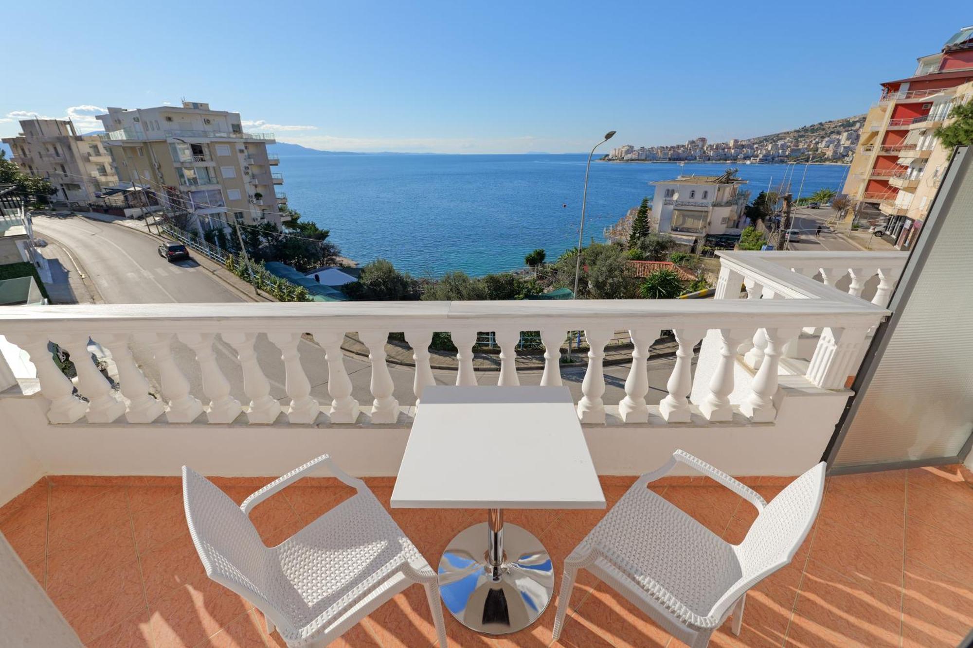 Hotel Iliria Sarande Ngoại thất bức ảnh