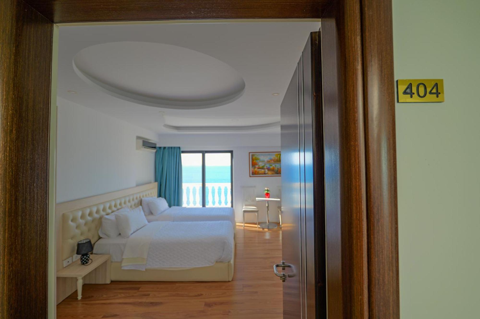 Hotel Iliria Sarande Ngoại thất bức ảnh